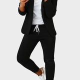 Oona - Setti selkeällä muodolla